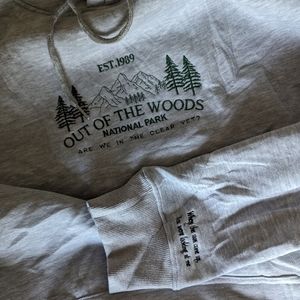 Taylor Swift hoodie XL